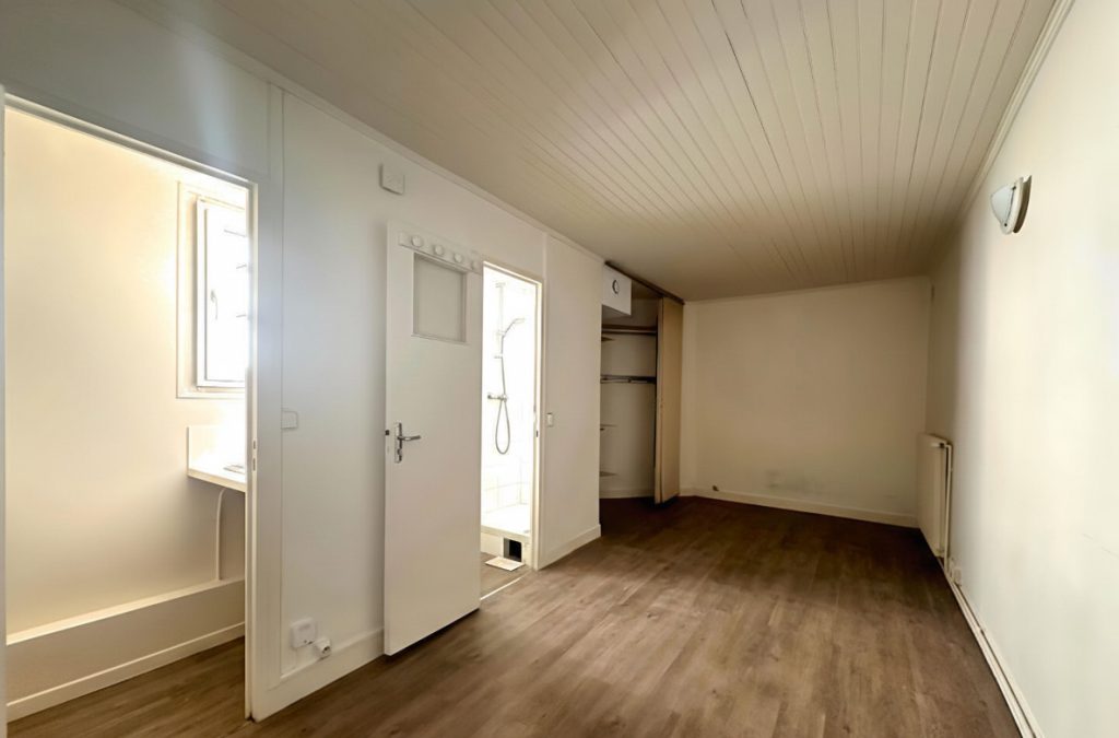 Photo 3/4 - appartement 1 pièce 18 m² à Issy-les-Moulineaux